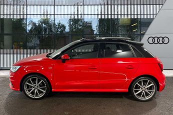 Audi A1 Sportback Black Edition Nav 1.4 TFSI  125 PS S tronic