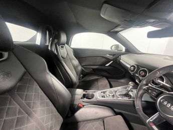 Audi TT Roadster S line 2.0 TFSI quattro 230 PS S tronic