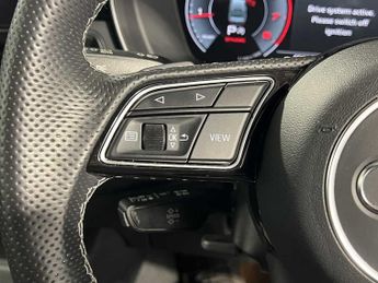 Audi A4 Black Edition 40 TFSI  204 PS S tronic