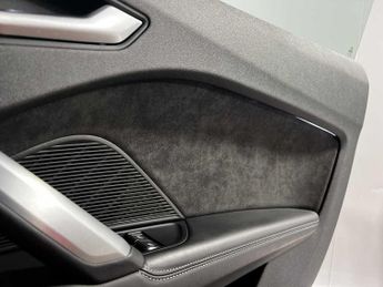 Audi TTS Roadster 2.0 TFSI quattro 310 PS S tronic