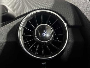 Audi TTS Roadster 2.0 TFSI quattro 310 PS S tronic