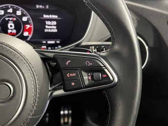 Audi TTS Roadster 2.0 TFSI quattro 310 PS S tronic