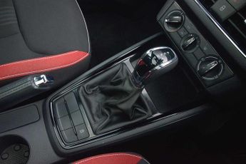 SKODA Kamiq 1.0 TSI 110 Monte Carlo 5dr DSG