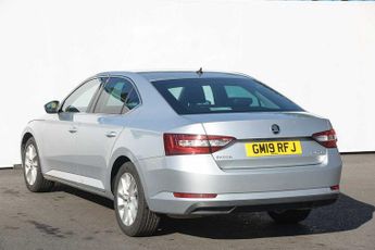 SKODA Superb 1.5 TSI (150ps) SE Technology ACT DSG Hatch