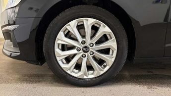 Audi A4 Avant Technik 35 TFSI  150 PS S tronic