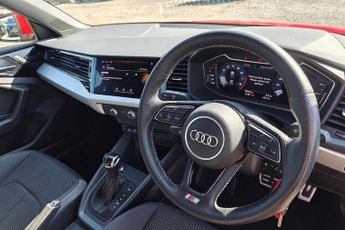 Audi A1 Sportback S line 35 TFSI  150 PS S tronic