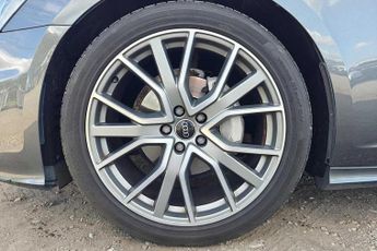 Audi A6 Avant Black Edition 40 TFSI  204 PS S tronic
