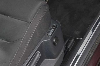 Volkswagen Tiguan 2.0 TSi 190 4Motion SEL 5dr DSG