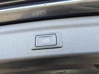 Audi Q3 Black Edition 35 TFSI  150 PS S tronic