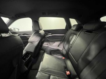Audi e-tron Black Edition 50 quattro 230,00 kW