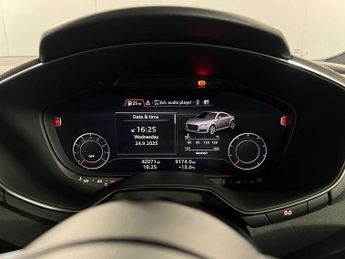 Audi TT Coup- Black Edition 40 TFSI  197 PS S tronic