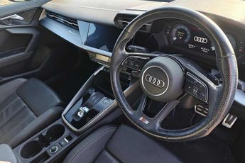 Audi A3 Sportback S line 40 TFSI e  204 PS S tronic