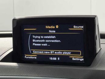 Audi Q3 Black Edition 1.4 TFSI cylinder on demand  150 PS S tronic