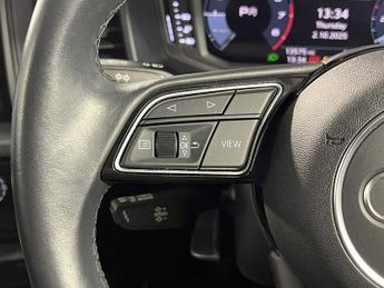 Audi A1 Sportback Technik 30 TFSI  110 PS S tronic