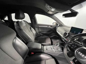 Audi A3 Saloon Black Edition 1.5 TFSI  150 PS S tronic