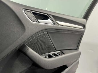 Audi A3 Saloon Black Edition 1.5 TFSI  150 PS S tronic