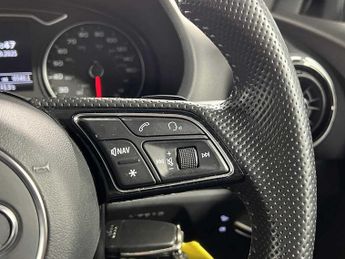 Audi A3 Saloon Black Edition 1.5 TFSI  150 PS S tronic