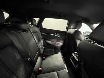 Audi e-tron S line 50 quattro 230,00 kW