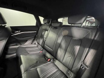 Audi e-tron S line 50 quattro 230,00 kW