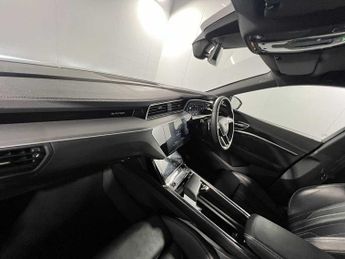 Audi e-tron S line 50 quattro 230,00 kW
