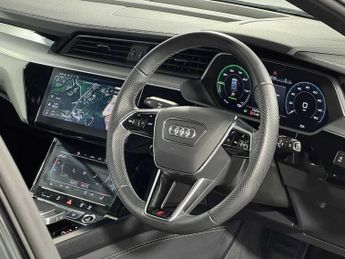 Audi e-tron S line 50 quattro 230,00 kW
