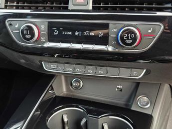 Audi A4 Avant Black Edition 40 TFSI  204 PS S tronic