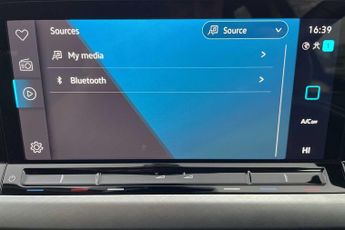 Volkswagen Golf 1.5 eTSI 150 Life 5dr DSG