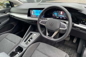 Volkswagen Golf 1.5 eTSI 150 Life 5dr DSG