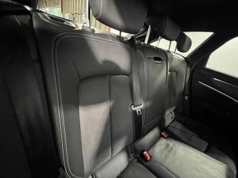 Audi A6 Avant Black Edition 45 TFSI quattro 265 PS S tronic