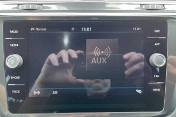 Volkswagen Tiguan 2.0 TSi 180 4Motion R-Line 5dr DSG