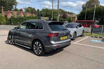 Volkswagen Tiguan 2.0 TSi 180 4Motion R-Line 5dr DSG