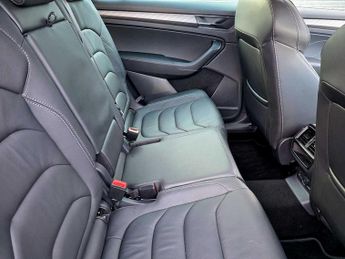 SKODA Kodiaq 1.5 TSI SE L Executive 5dr DSG [7 Seat]