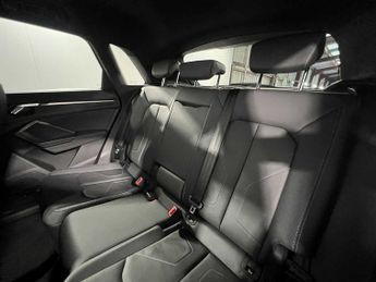Audi Q3 (O) Black Edition 35 TFSI  150 PS S tronic