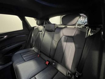 Audi Q4 E-tron Q4  Black Edition 45 e-tron  210,00 kW