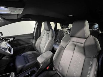 Audi Q4 E-tron Q4  Black Edition 45 e-tron  210,00 kW