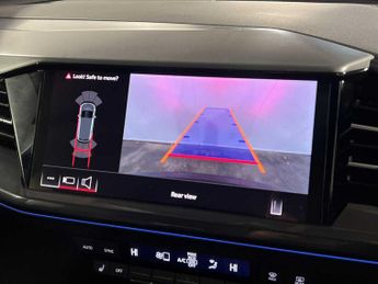 Audi Q4 E-tron Q4  Black Edition 45 e-tron  210,00 kW