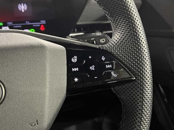 Audi Q6 E-tron Q6 SUV Launch Edition e-tron quattro 285,00 kW