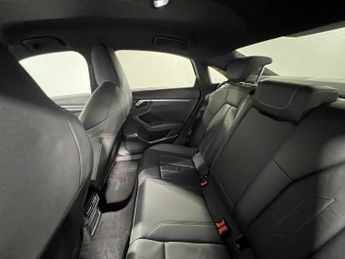 Audi A3 Saloon S line 35 TFSI  150 PS S tronic