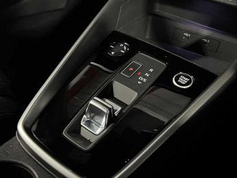 Audi A3 Saloon S line 35 TFSI  150 PS S tronic