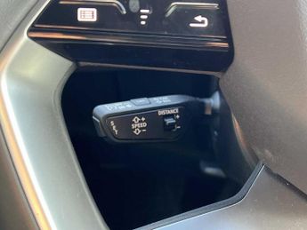 Audi Q4 E-tron Q4  Sport 45 e-tron  210,00 kW