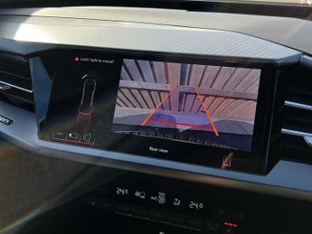 Audi Q4 E-tron Q4  Sport 45 e-tron  210,00 kW