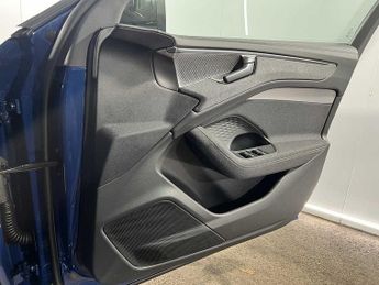 Audi A6 Saloon Launch Edition Plus TDI quattro 204 PS S tronic