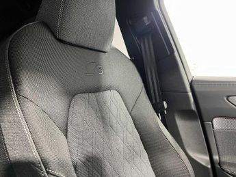 Audi A6 Saloon Launch Edition Plus TDI quattro 204 PS S tronic