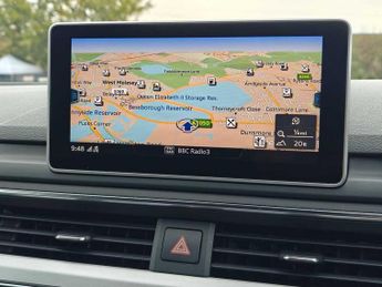 Audi A4 S line 1.4 TFSI  150 PS S tronic