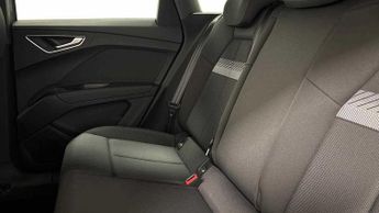 Audi Q4 E-tron Q4  Sport 40 e-tron  150,00 kW