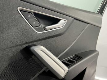 Audi Q2 S line 1.4 TFSI cylinder on demand  150 PS S tronic