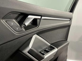 Audi Q3 Sport 40 TFSI quattro 190 PS S tronic