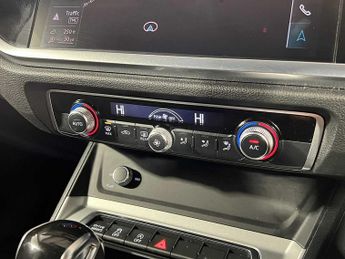 Audi Q3 Sport 40 TFSI quattro 190 PS S tronic