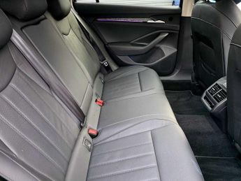 SKODA Superb 1.5 TSI iV SE L DSG 5dr