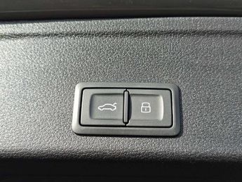 Audi A4 Avant Black Edition 45 TFSI quattro 265 PS S tronic